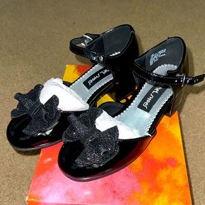 🌟🌟Super cute kids small heel black patent leather dress shoes✨✨